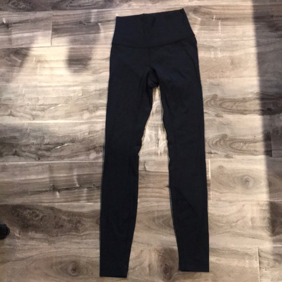 lululemon athletica Pants - Lululemon Wunder under, high waisted leggings